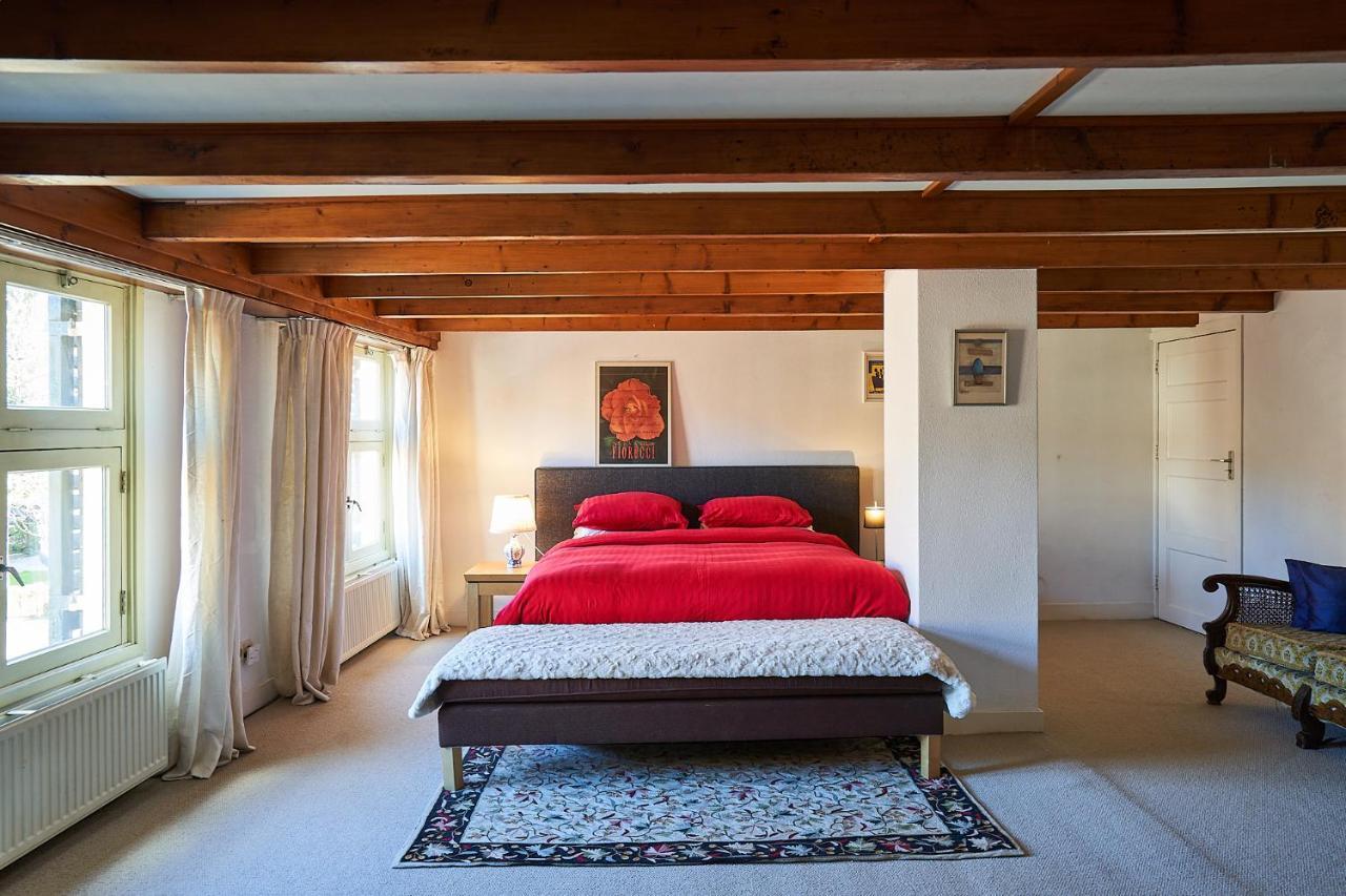 Huis Met De Leeuwenkoppen Дирен Екстериор снимка
